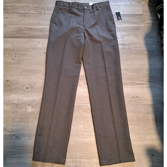 Van Heusen Mens Traveler Premium Non-Iron Slim Fit Dress Pants 30x32 Gray NEW - Picture 1 of 9